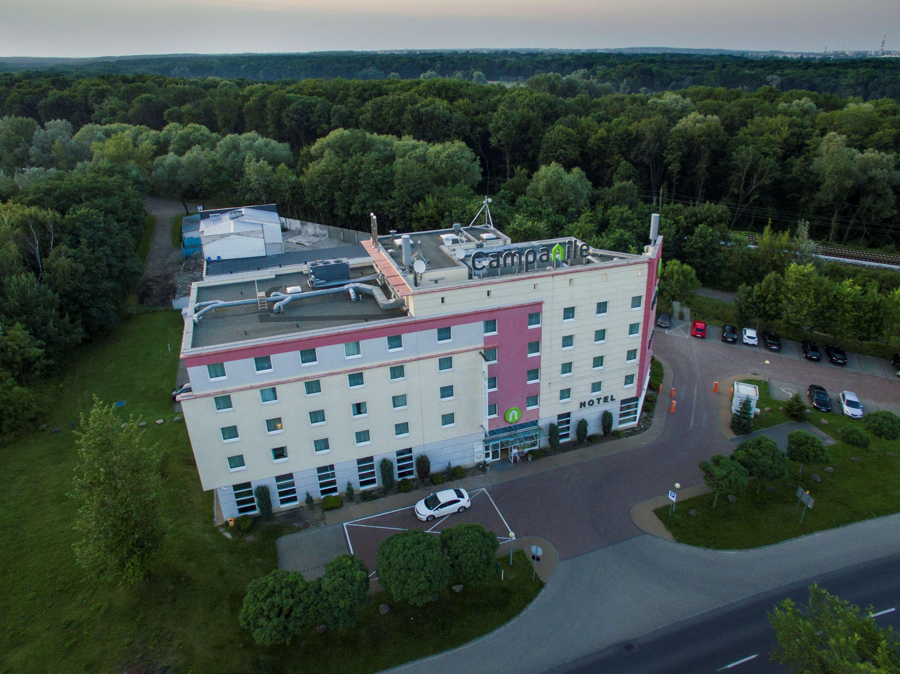 Campanile Poznan Hotell Exteriör bild