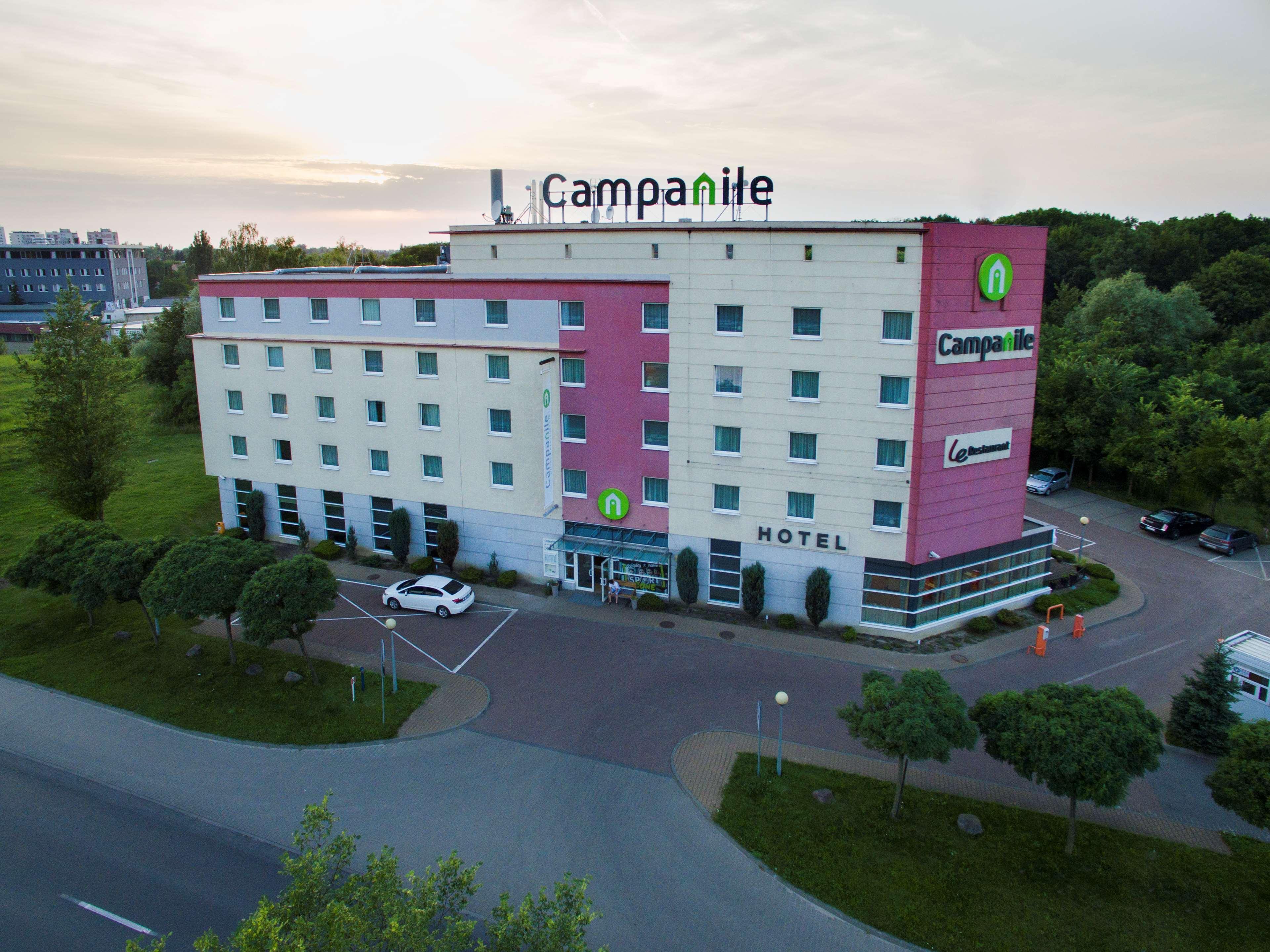 Campanile Poznan Hotell Exteriör bild
